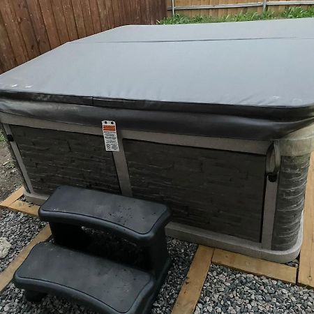 Dallas 4Br Large Yard W Hot Tub , Fire Pit And Basketball Hoop Esterno foto