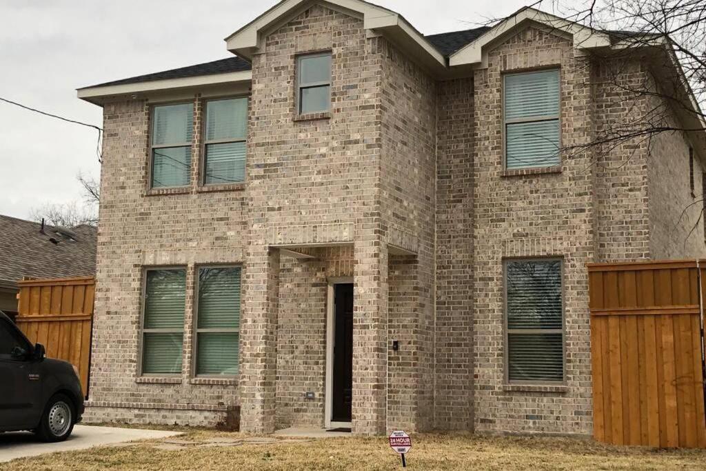 Dallas 4Br Large Yard W Hot Tub , Fire Pit And Basketball Hoop Esterno foto