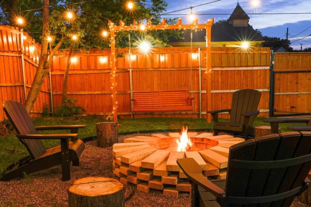Dallas 4Br Large Yard W Hot Tub , Fire Pit And Basketball Hoop Esterno foto